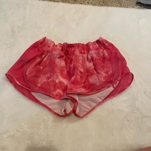 lululemon beat the heat pink shorts 2.5” size 10